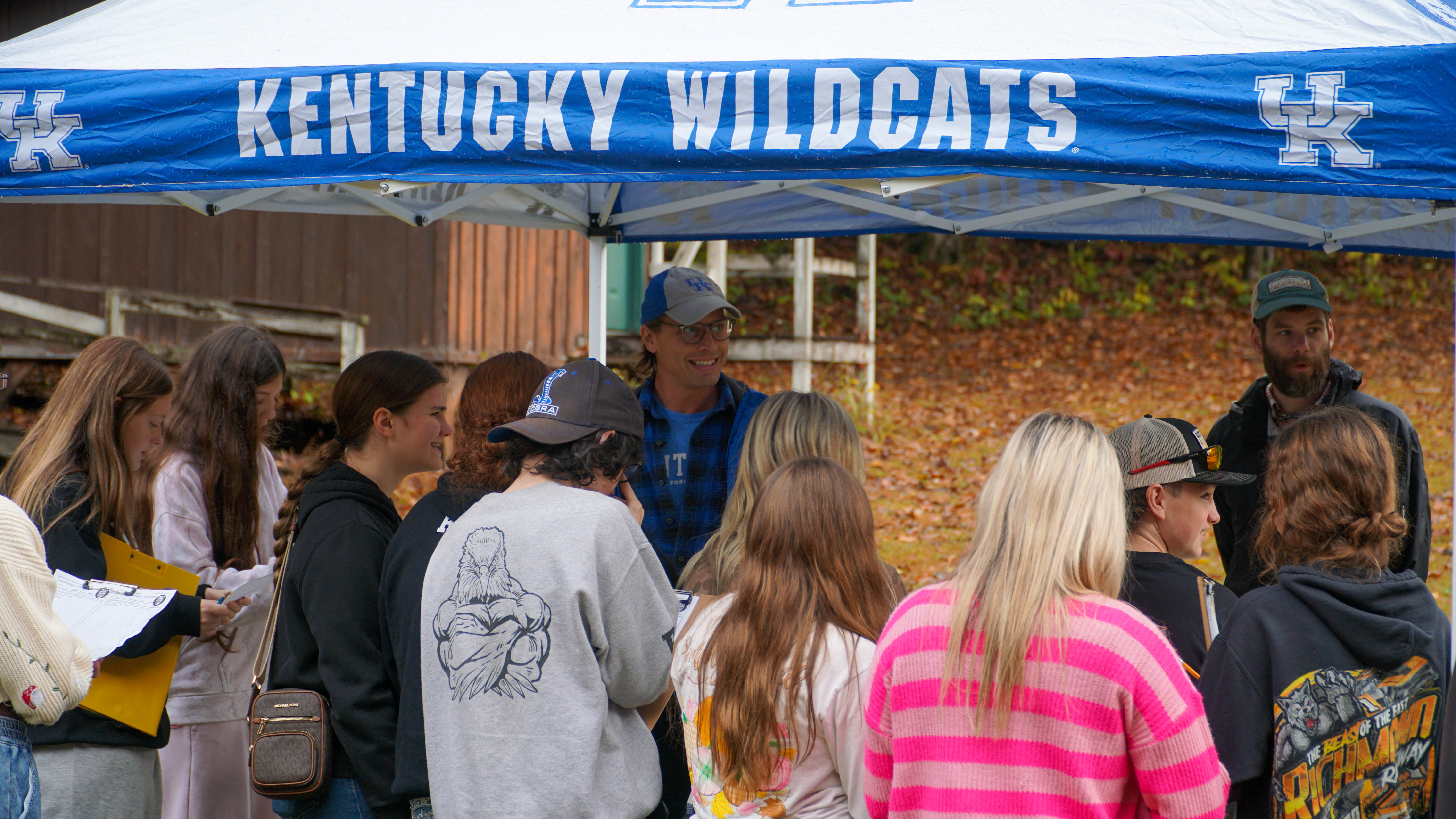 Robinson Forest FLASH Field Day event in Clayhole, Kentucky. Photo by Zoey Ortega.